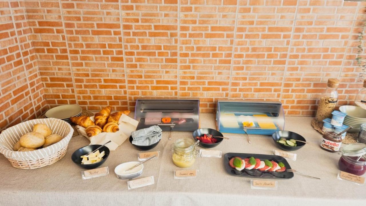 Hotel Tika Surf Camp Ericeira Carvoeira Zewnętrze zdjęcie